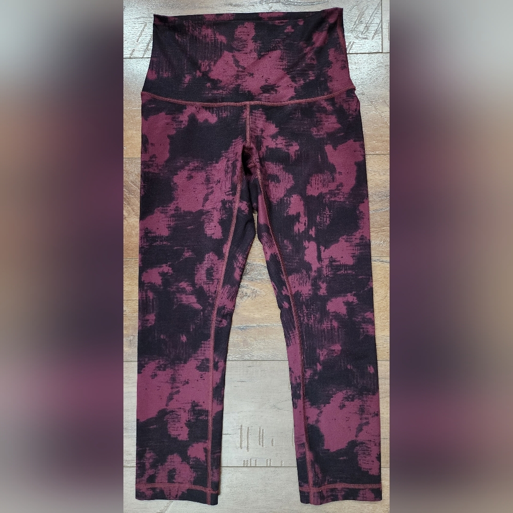 Lululemon Wunder Under Crop II *Full-On Luon, Size 6
